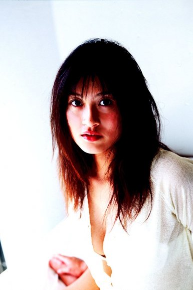 电竞平台：谁把乡村少年推向了“江湖”